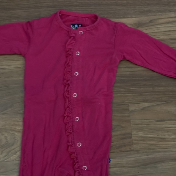 Kickee Pants Baby Girls 0-3 Months Button Up Sleeper Ohh La La Ruffle Romper - Picture 2 of 5